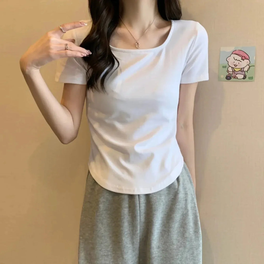 Women's Short-Sleeved T-Shirt U Neck Blouse Slim Fit Korean Style