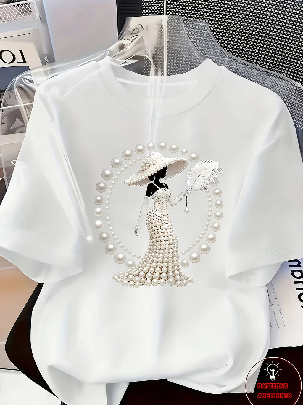 Elegant and Light Luxury Style Outfit Women's Printed T-shirt Light