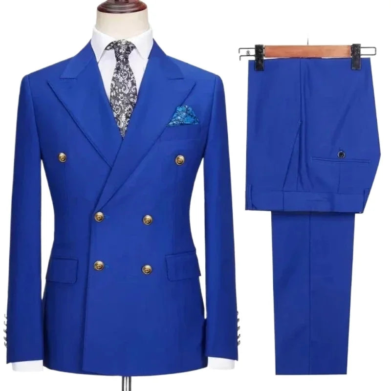 Double-breasted suit for formal occasions, gold buttons, men's outfit