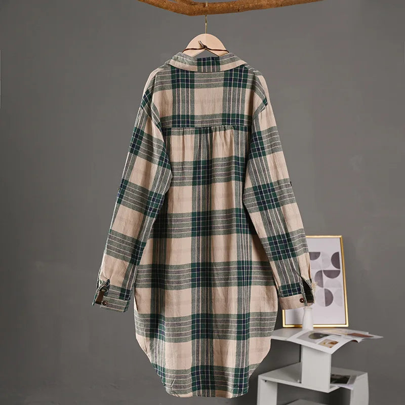 Spring/Summer 2025 Stylish Women's Button-up Shirt with Plaid Pattern,
