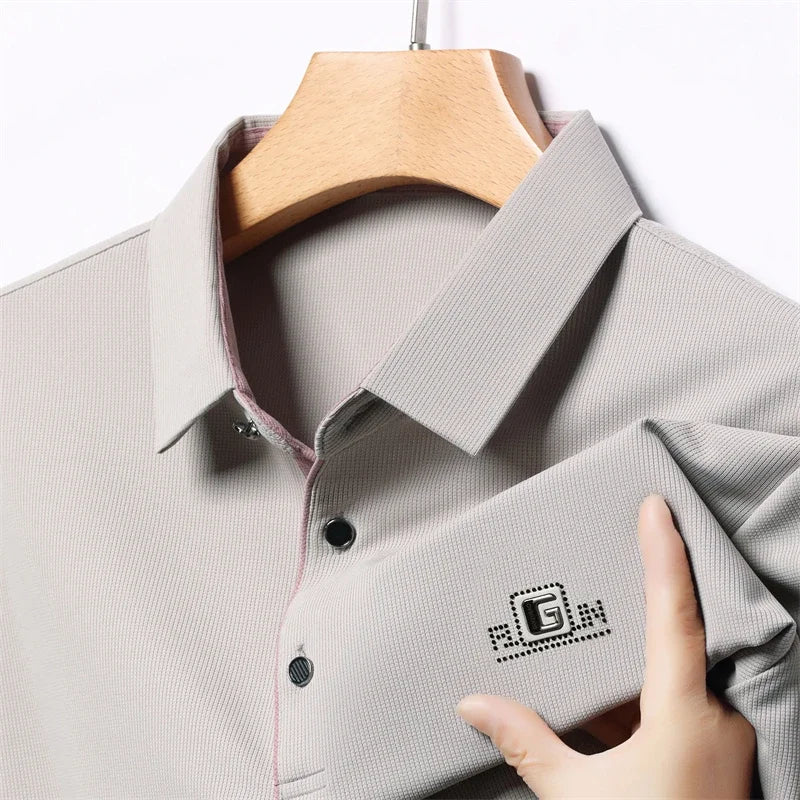 New Men's Business Casual Short Sleeved Shirt with Badge Solid Color