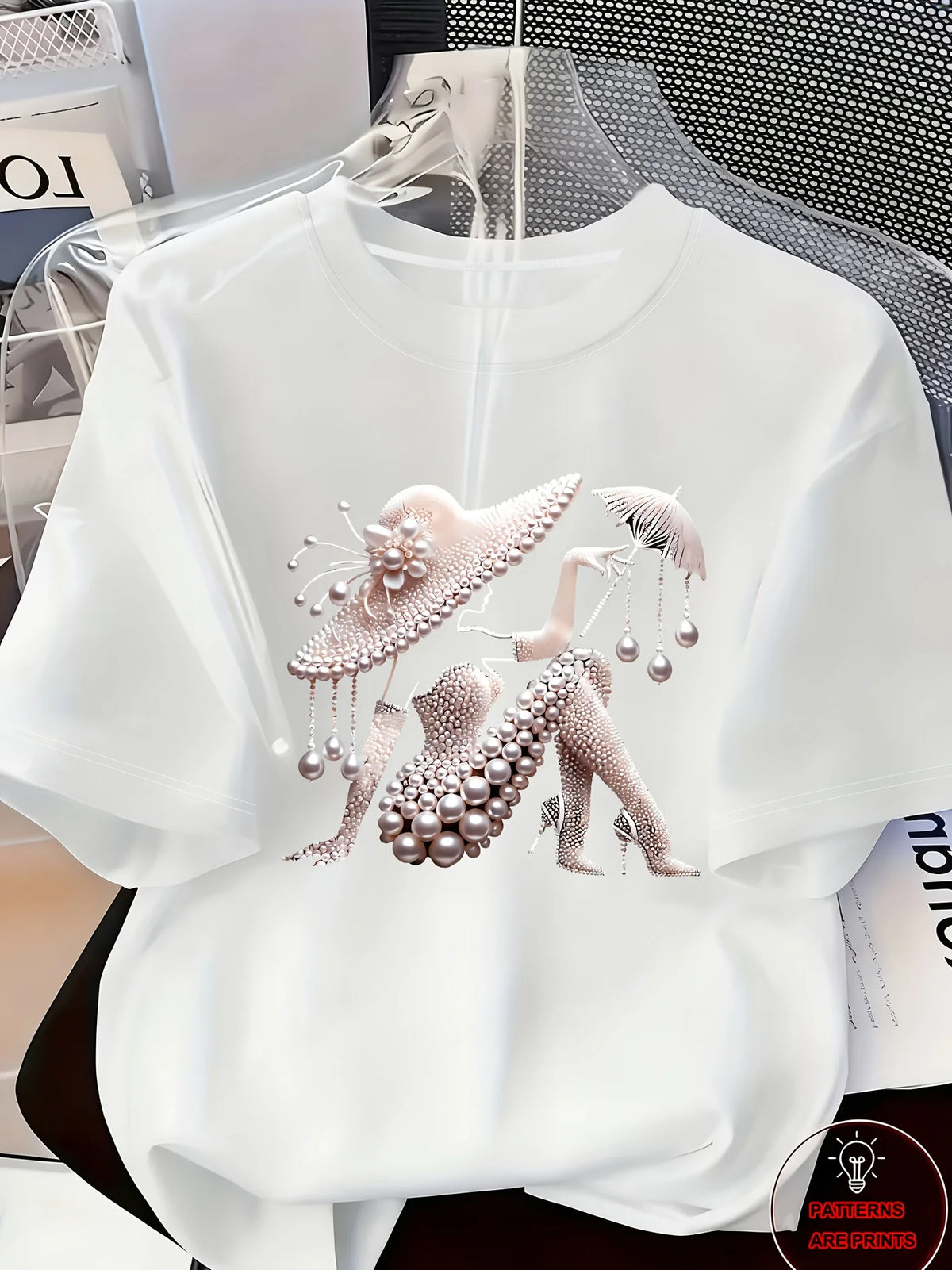 Elegant and Light Luxury Style Outfit Women's Printed T-shirt Light