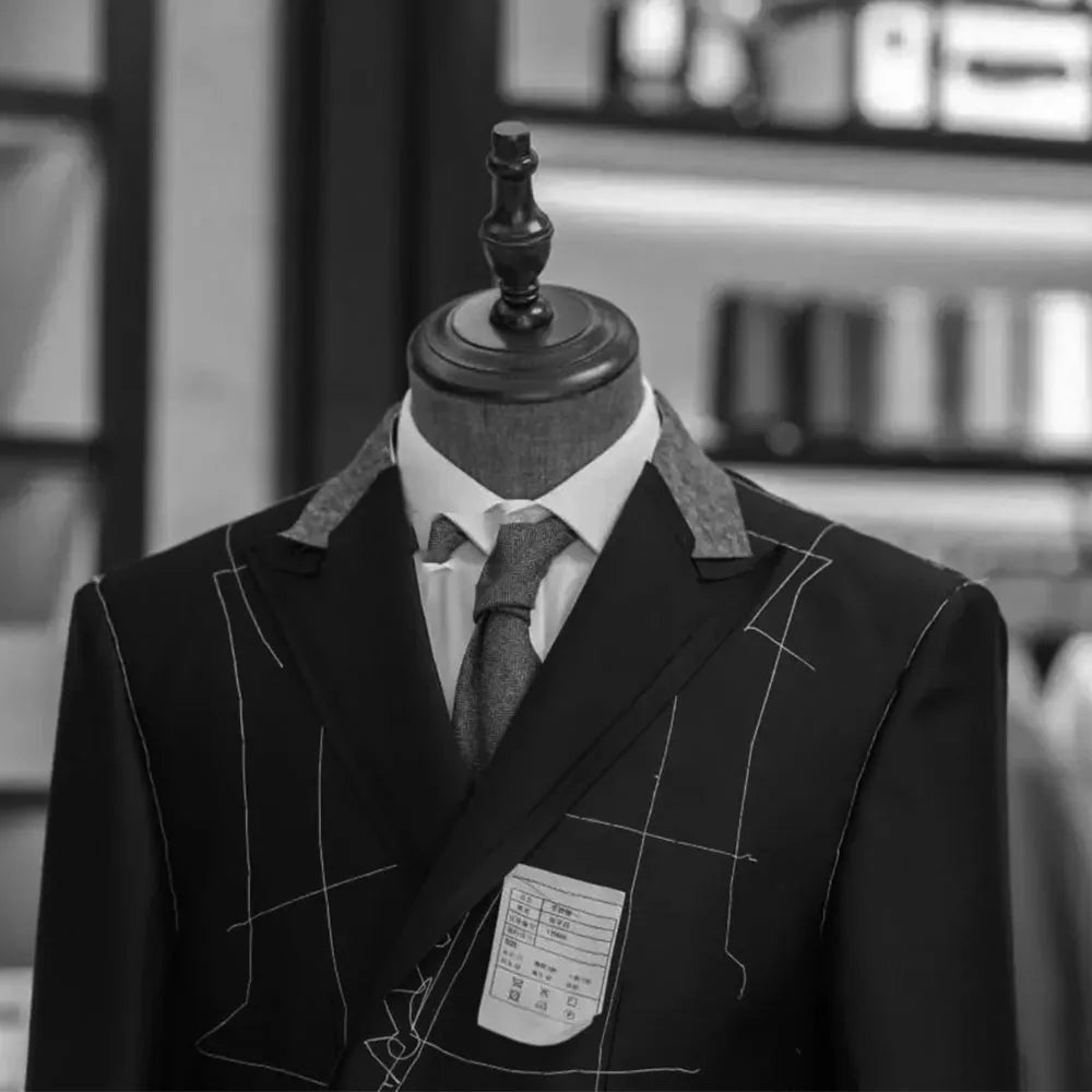 2 Pieces Jacket+Pants Black Suits for Men Peaked Lapel Double Breasted