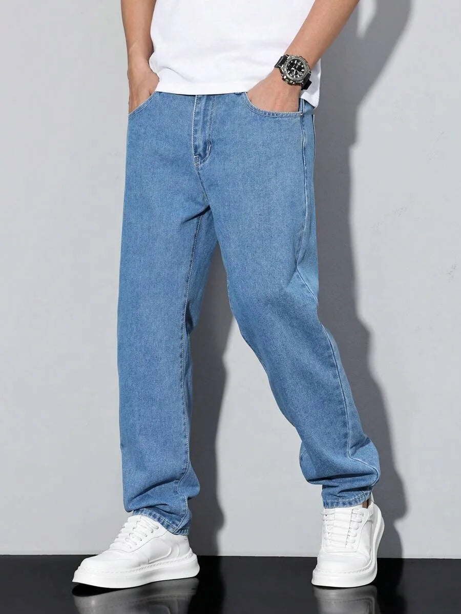 Men's straight-leg skinny jeans, straight and simple design, suitable