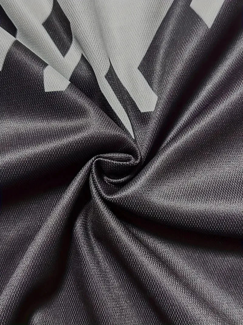 The new men's long-sleeved POLO shirt for Spring and Autumn 2025 is