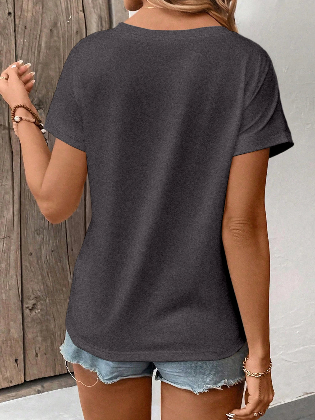 Women's Solid Color V-Neck T-Shirt - Oversized Short-Sleeve, Curved