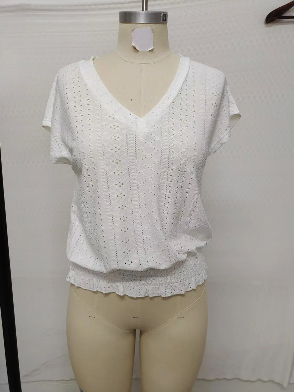 2025 Spring Summer New Fashion Blouses Solid V-Neck Jacquard