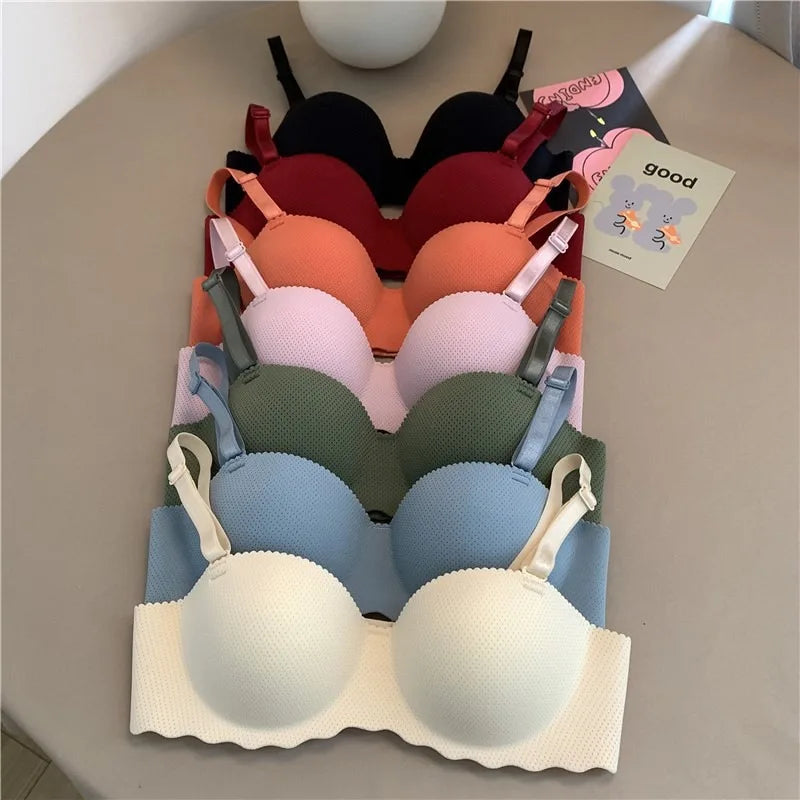 One-piece Seamless Women's Push Up Bra Removable Shoulder Straps