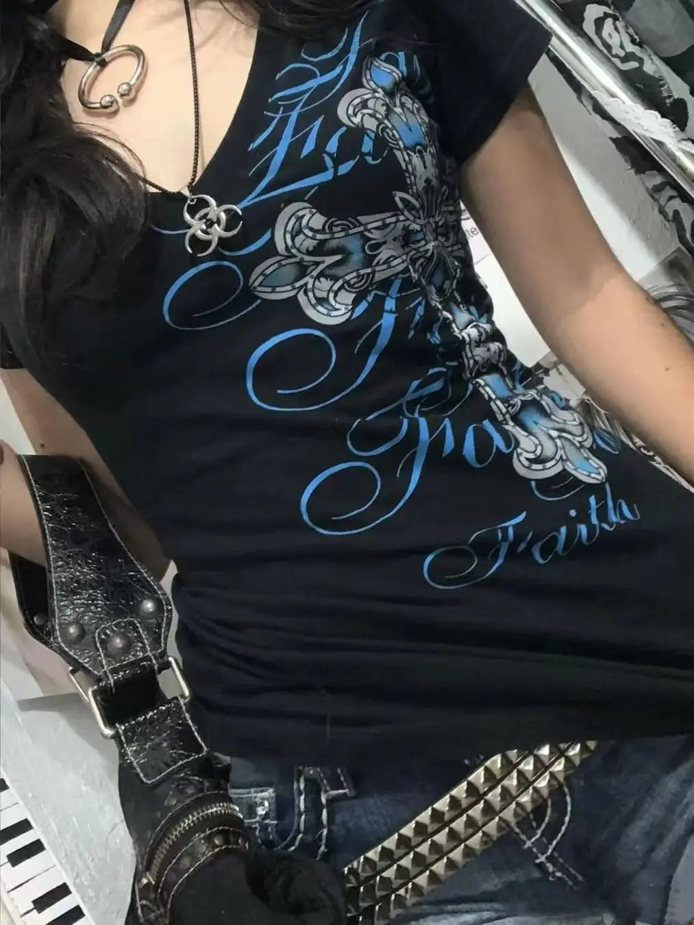 Rock Gothic Streetwear Letter Cross Graphic T shirts Gyaru 2000s