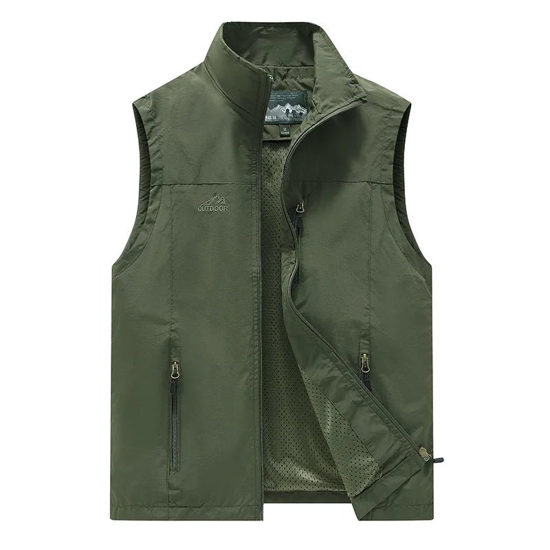 FGKKS Spring New Men Waistcoat Outdoor Leisure Solid Color Vest Young