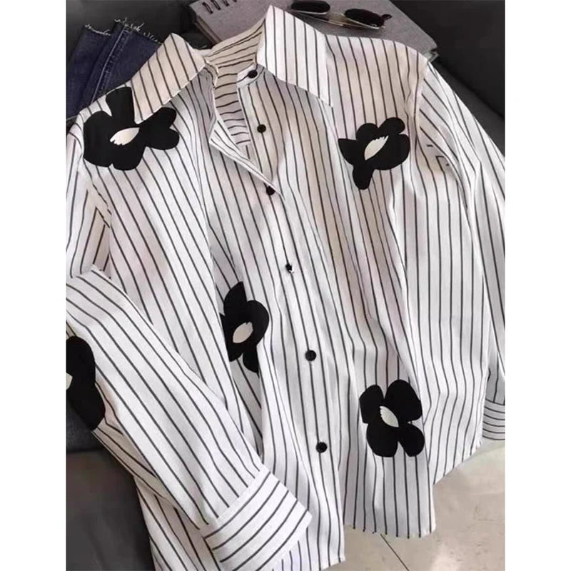 Turn-down Neck Flower Stripe Long Sleeved Loose Shirt And Blouse New